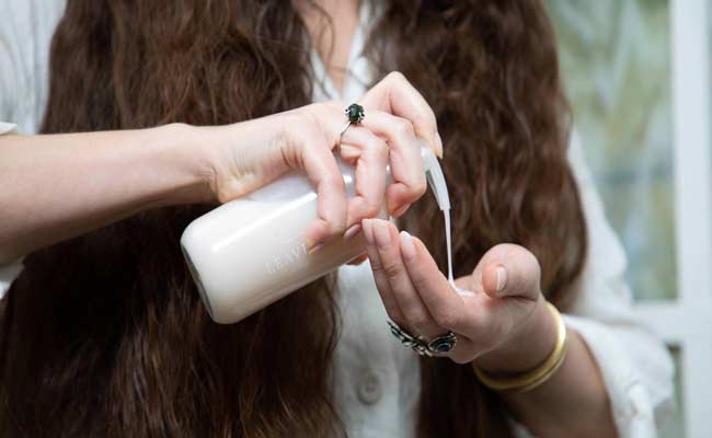 How To Use Leave-in Conditioner The Right Way